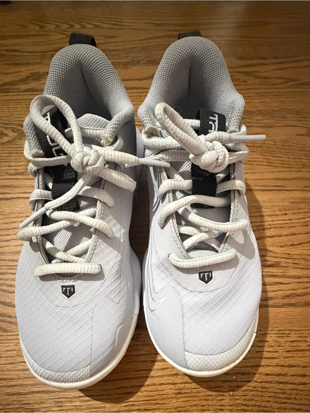 Nike Kids Force Trout 9 Pro MCS BG Gray and White Turf / Baseball Cleat Sneakers - Picture 6 of 12